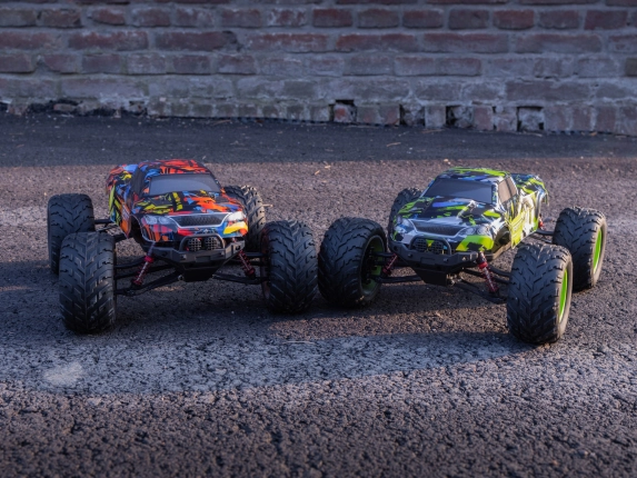 RC auto RMT Dominator Monster